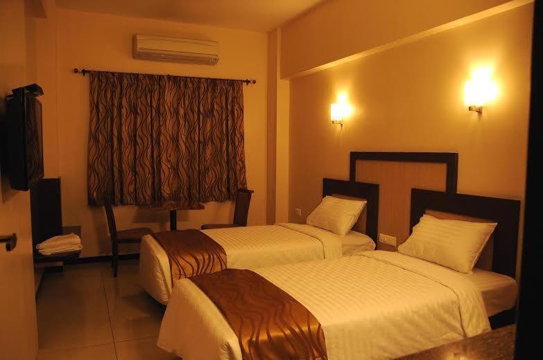 Hotel Viswas Tirupur Habitación foto